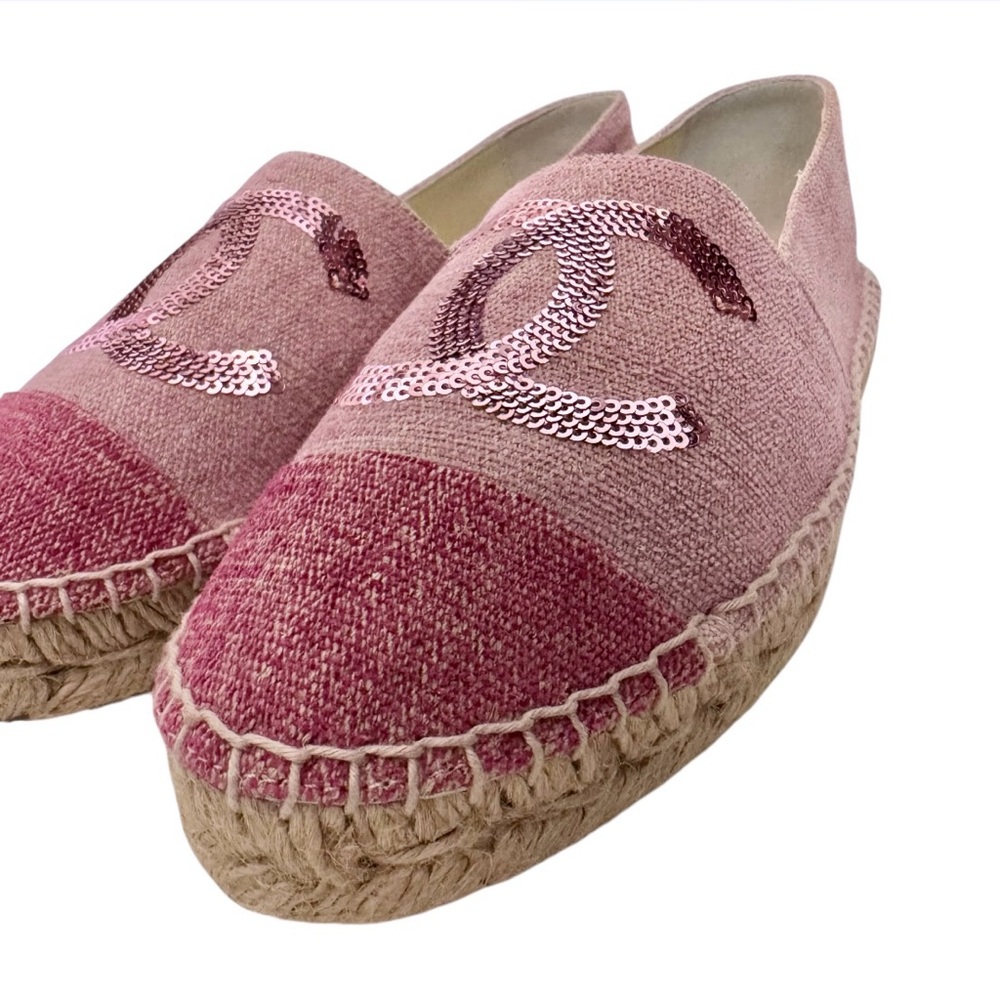 🆕💕CHANEL 2-Tone Pink Canvas & Sequin CC Logo Cap-Toe Espadrilles Flats • EU 37 - Picture 8 of 16